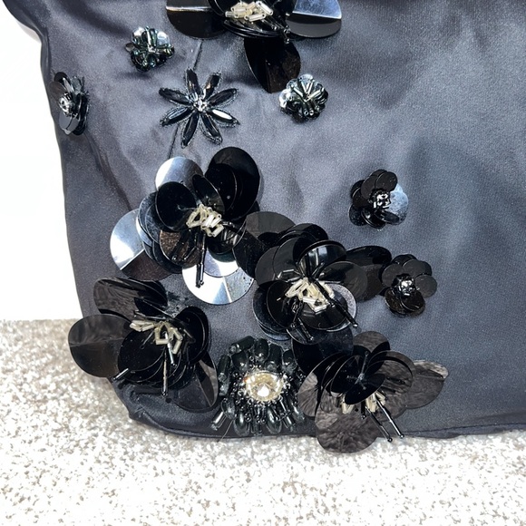 Tory Burch Flower Cluster Tote in Black - Picture 2 of 10